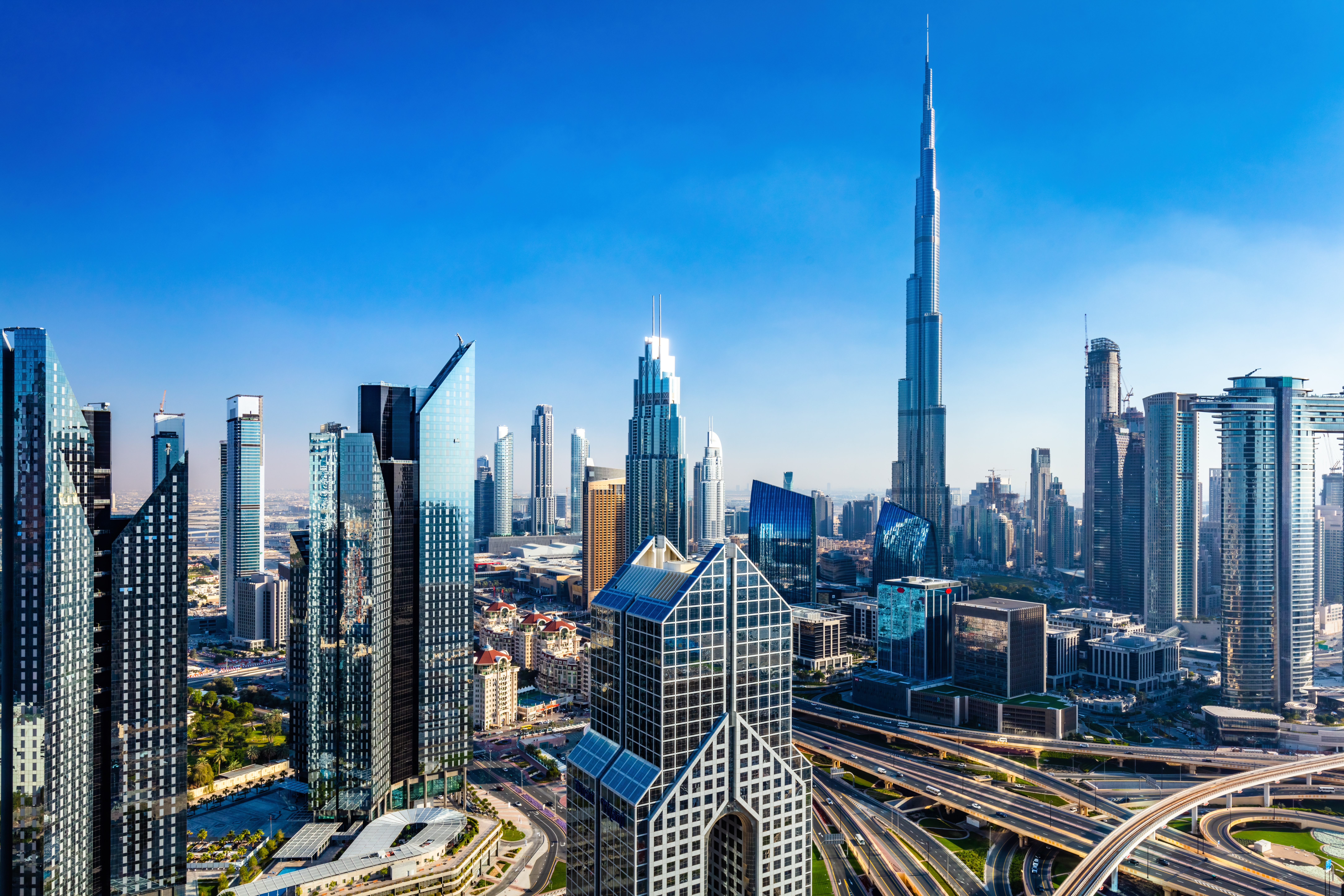 How to Get a UAE Residency Visa Without a Sponsor?